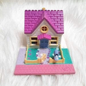 Vintage Bluebird Polly Pocket Cozy Cottage Playset 1993